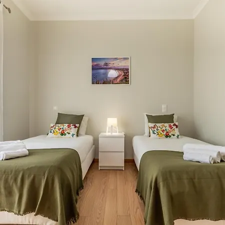 7 Mares Com 2 Quartos *